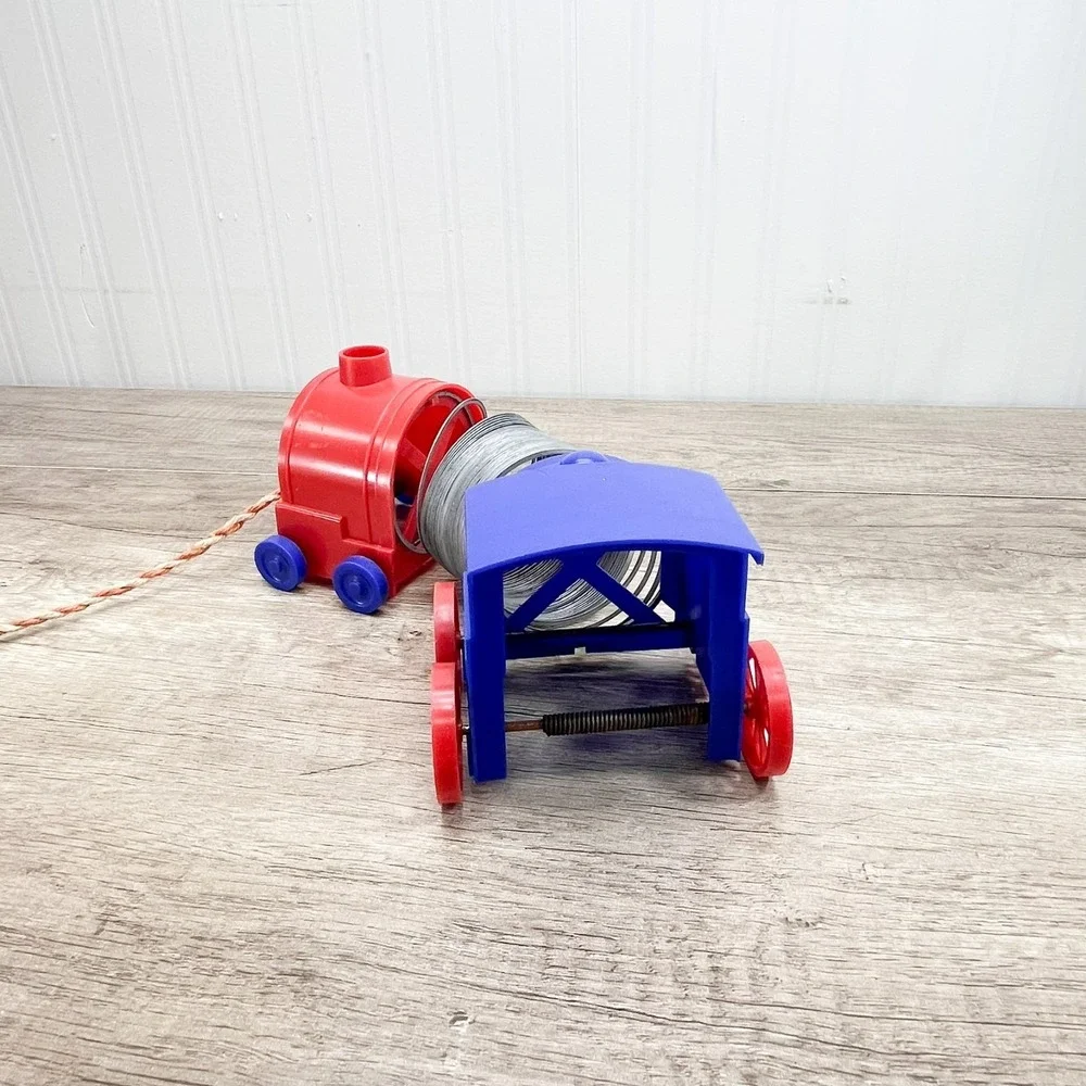 Vintage 1950s Pull Toy Slinky Train by James Industries Red‎ Blue Original
